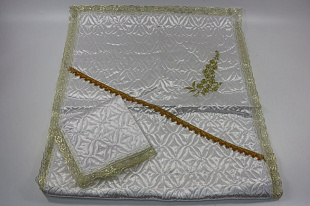 Комплект Ветка с вышивкой атласный стеганный 
