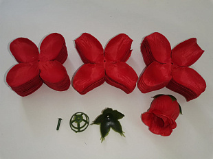 Высечка бутона розы 3х слойный красный